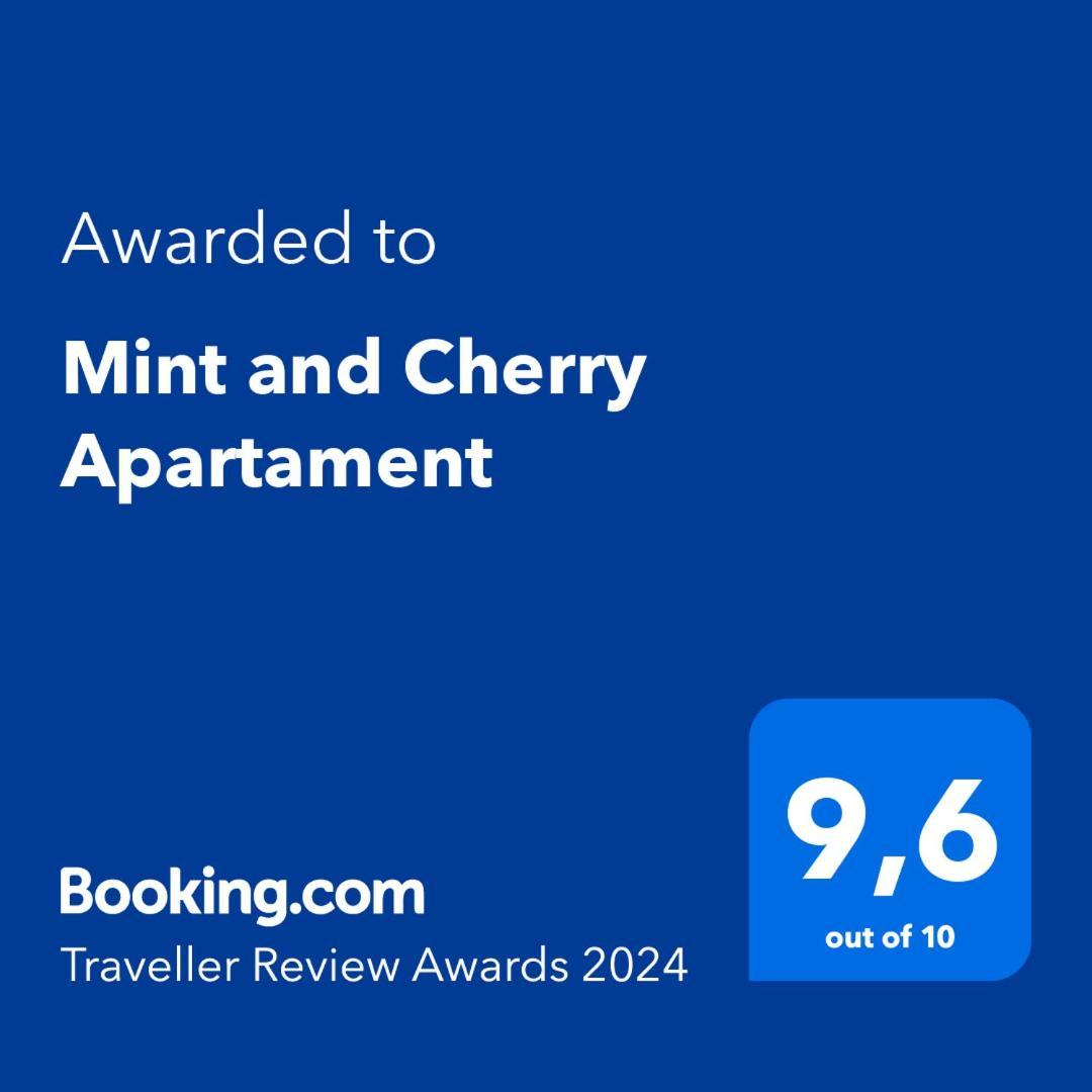 Mint And Cherry Apartament Gdańsk Buitenkant foto